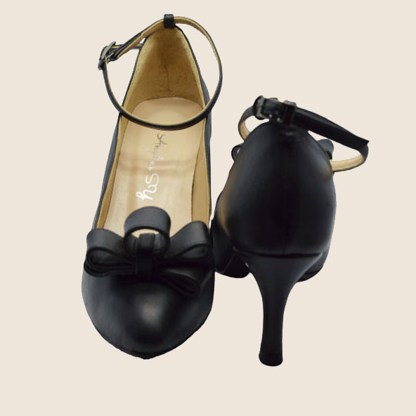 angeline sy sonia red heel