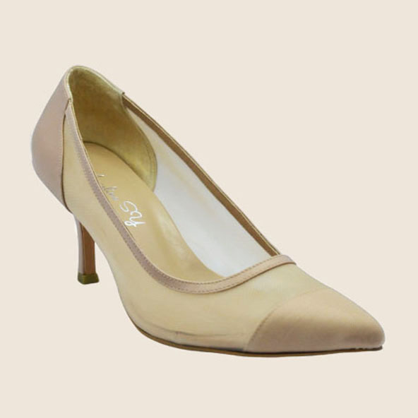 angeline sy sonia red heel