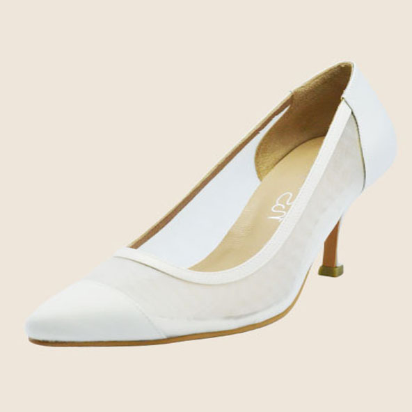 angeline sy sonia red heel